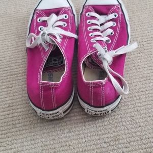 Fushia Low Top Chuck Taylor
